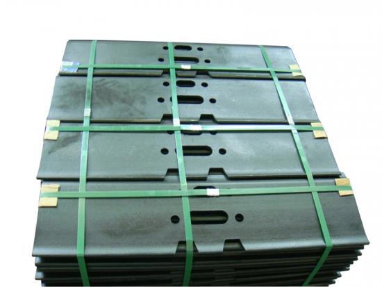Patin de chenille triple nervure pour excavatrice Caterpillar